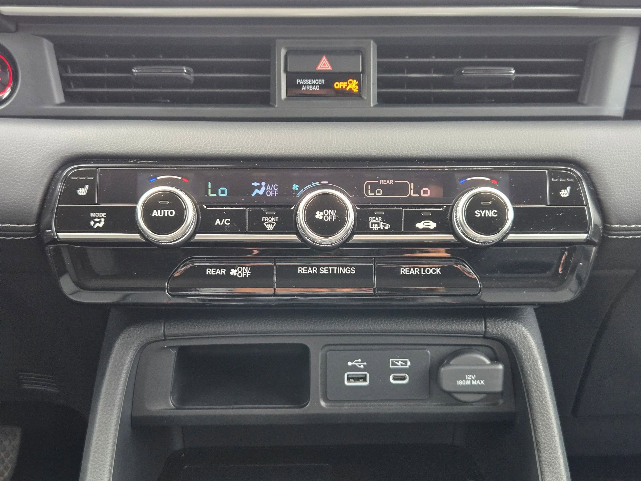 Used 2023 Honda Pilot Touring image 18