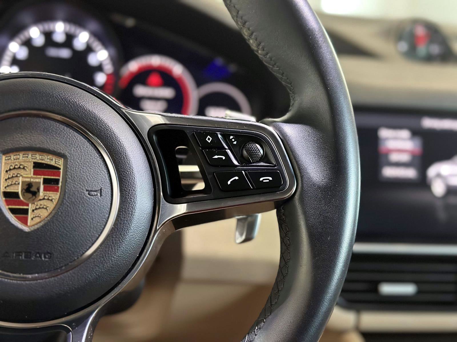 Certified 2020 Porsche Cayenne image 29