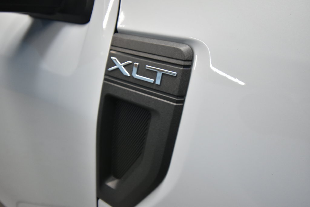 Used 2025 Ford Maverick XLT w/ XLT Luxury Package AWD/4WD image 37