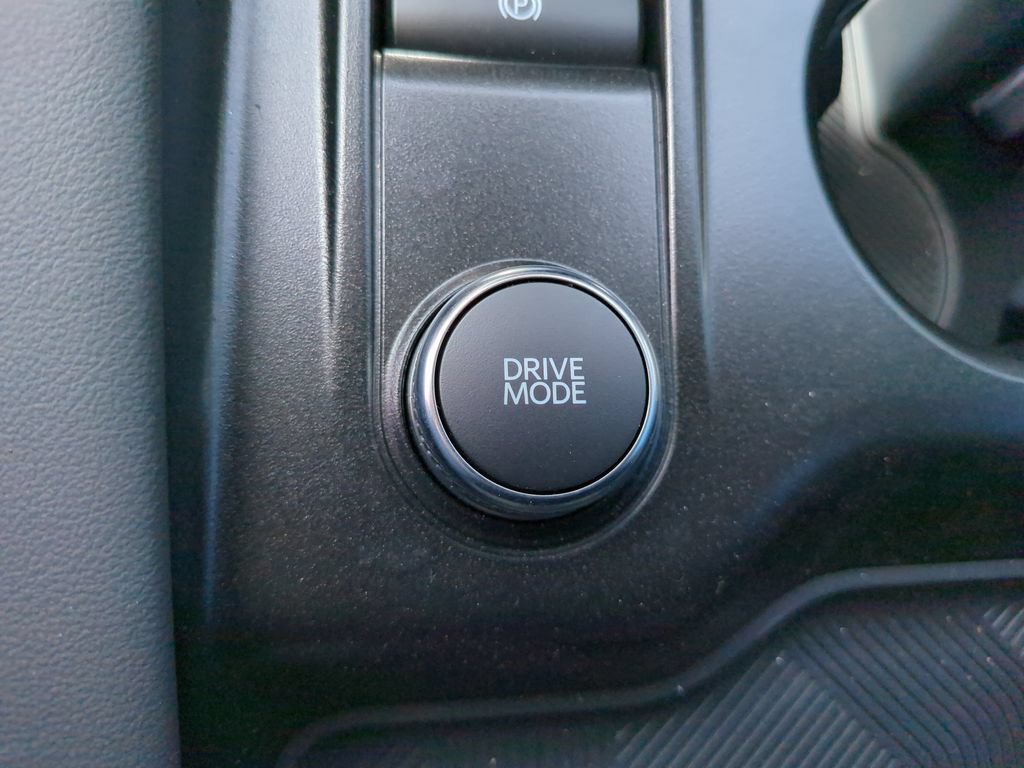 New 2026 Ford Explorer Active RWD image 27
