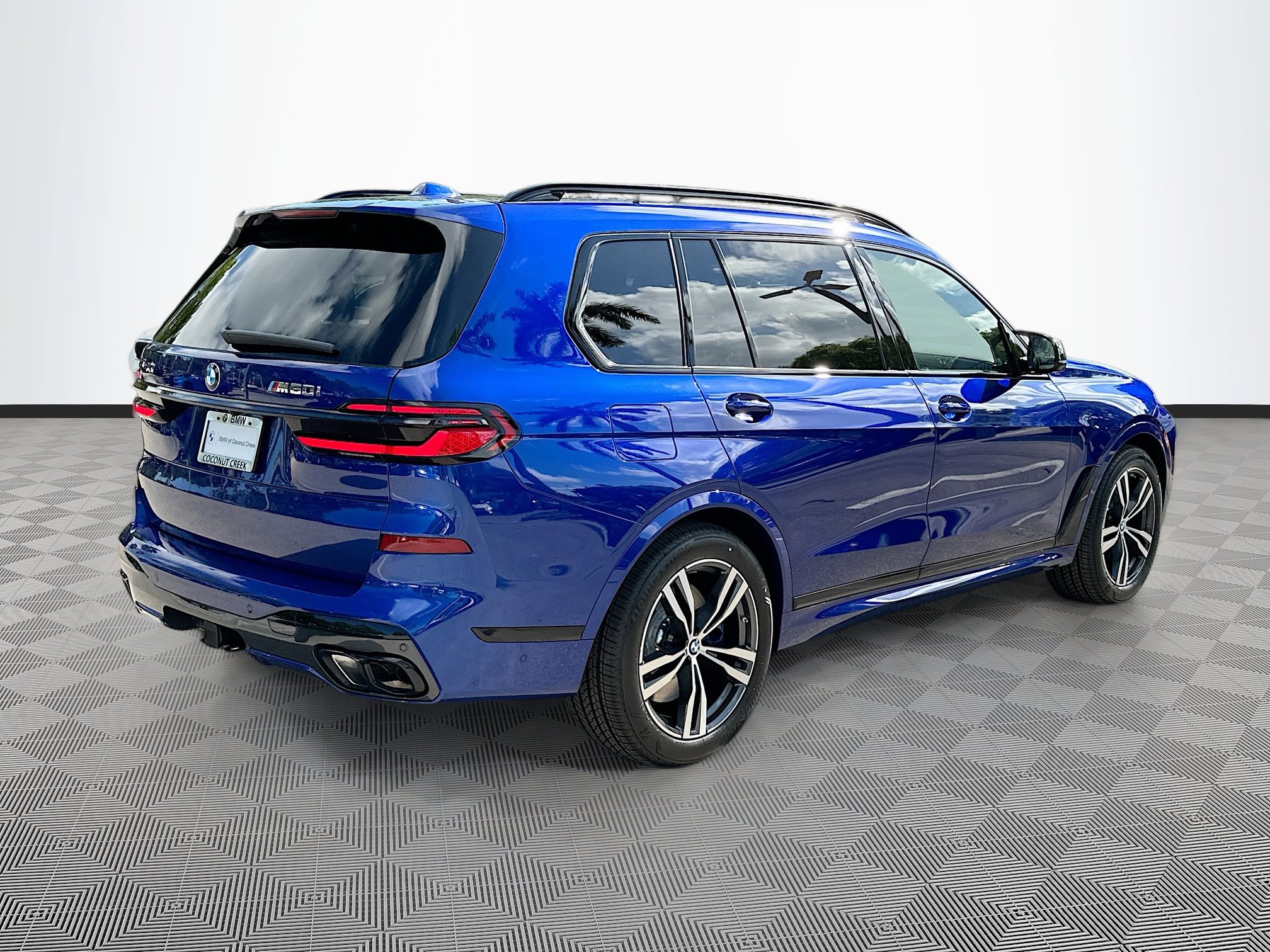New 2026 BMW X7 M60i image 7