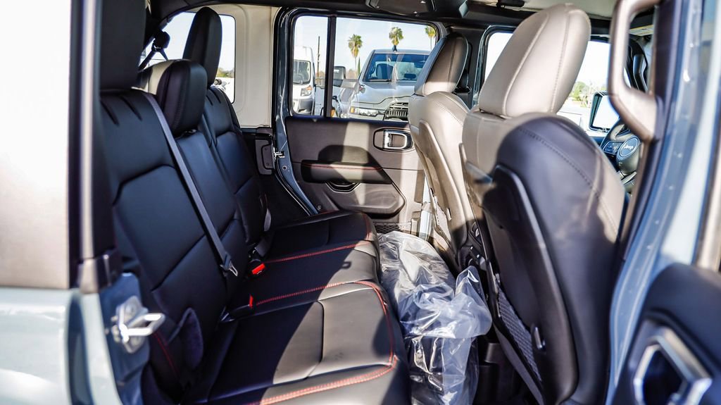 New 2026 Jeep Wrangler Unlimited Rubicon AWD/4WD image 20
