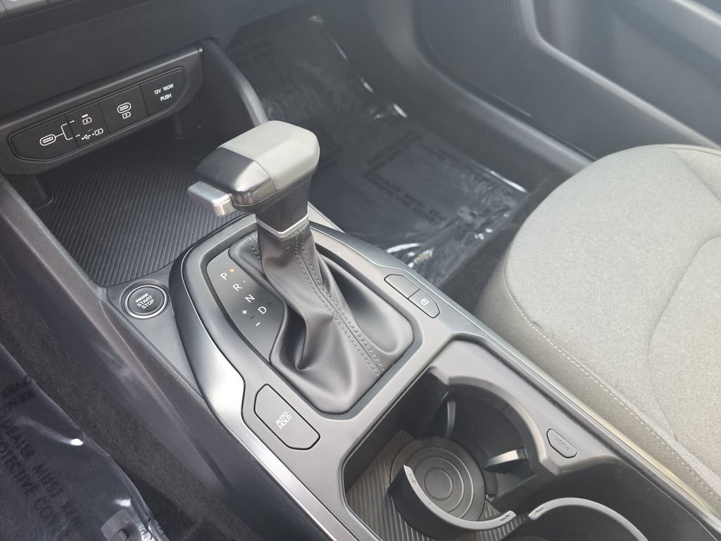 Used 2025 Kia K4 FWD image 21