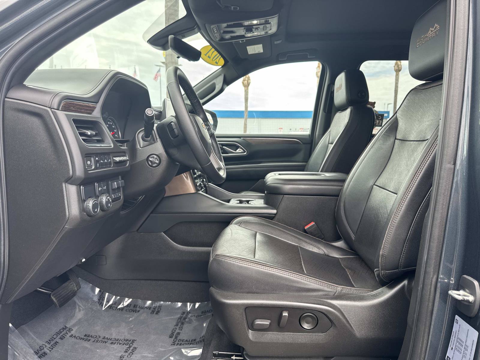 Used 2021 Chevrolet Suburban High Country RWD image 21