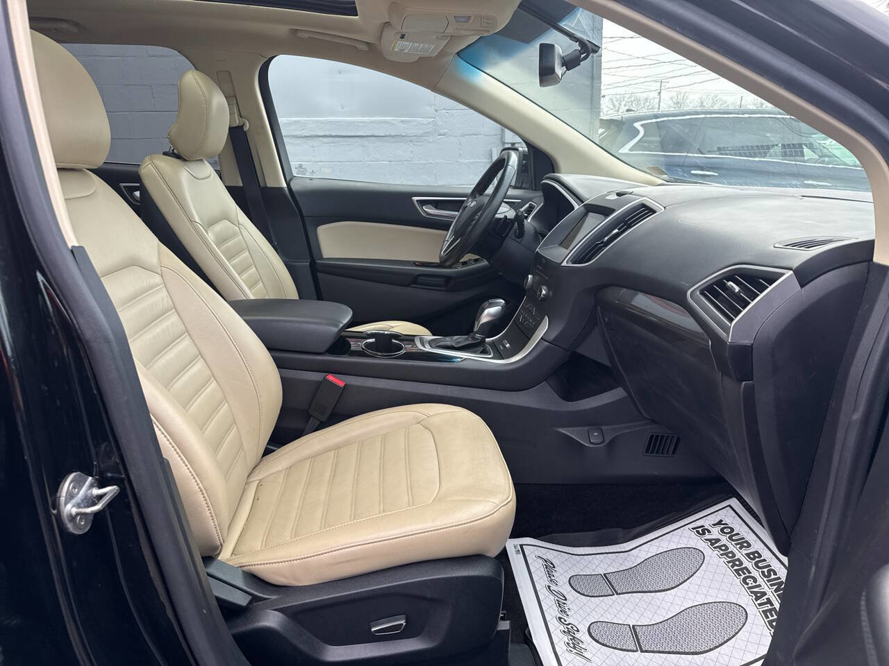 Used 2017 Ford Edge SEL w/ Equipment Group 201A AWD/4WD image 20