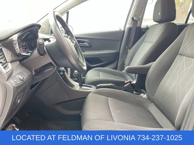 Used 2020 Chevrolet Trax LT image 17