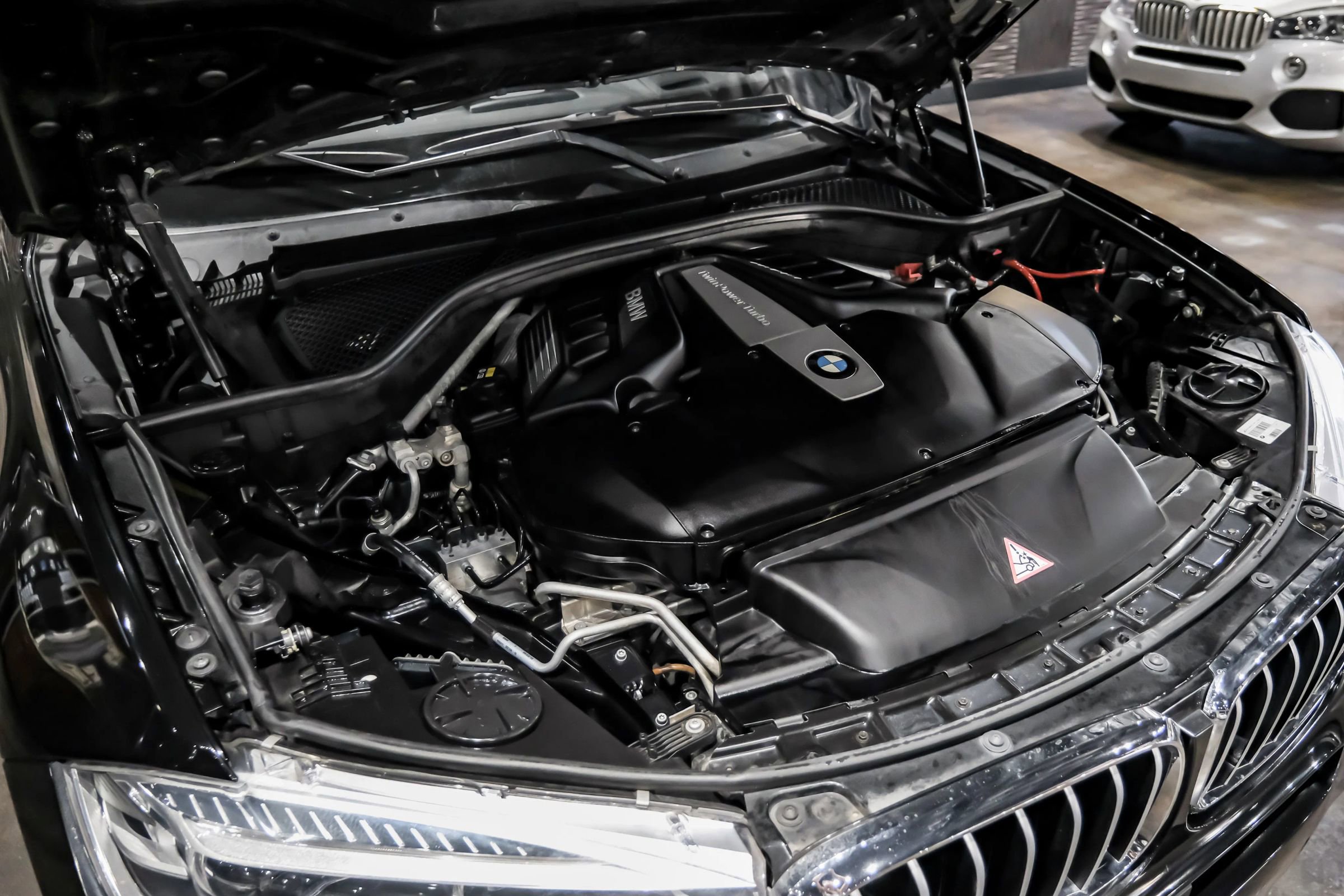 Used 2016 BMW X6 xDrive50i AWD/4WD image 53