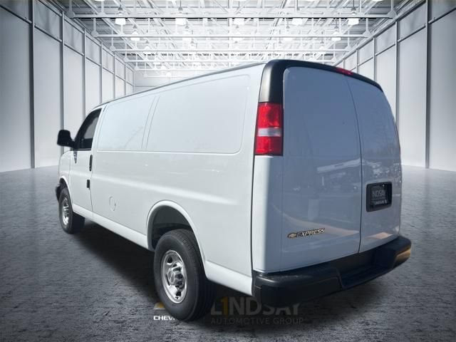 New 2026 Chevrolet Express 2500 RWD image 6