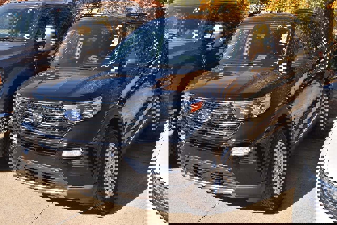 Used 2023 Ford Explorer XLT w/ Equipment Group 202A