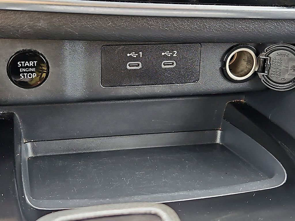 Used 2024 Nissan Rogue S image 24