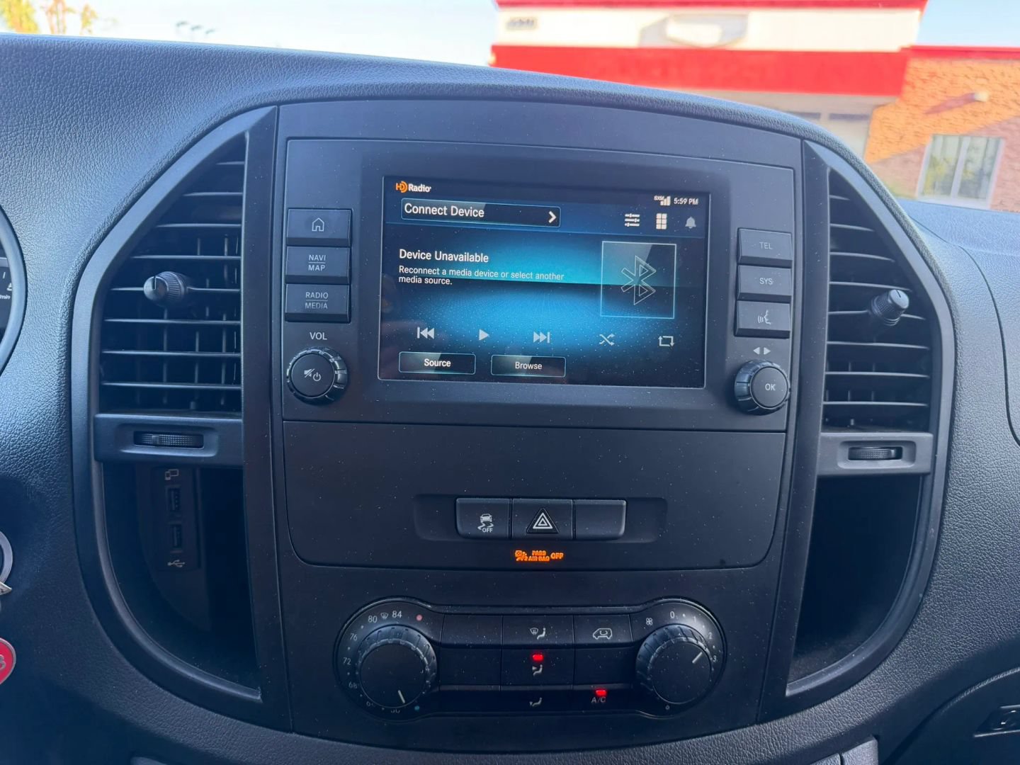 Used 2022 Mercedes-Benz Metris image 21