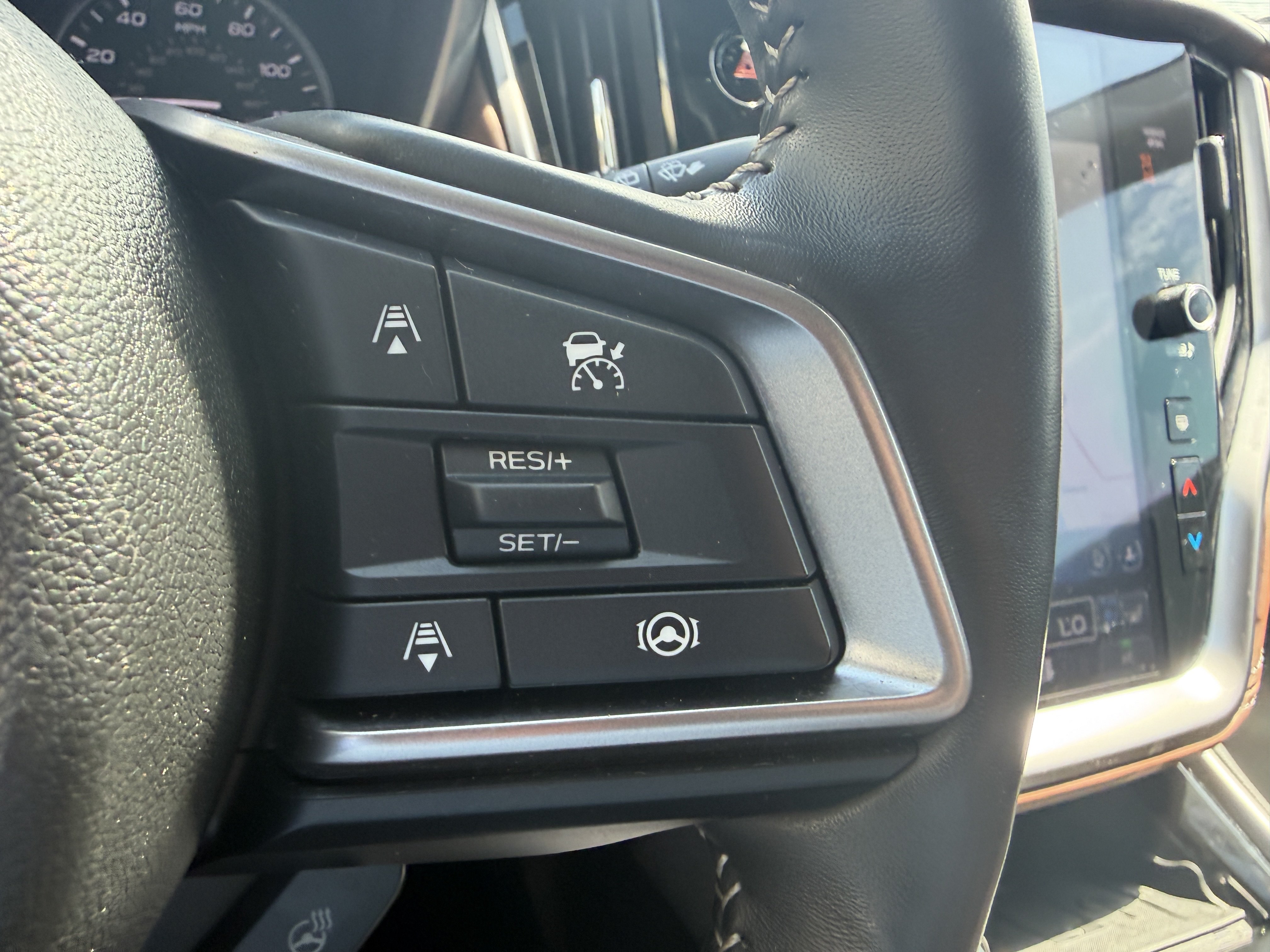 Used 2025 Subaru Outback Touring AWD/4WD image 25