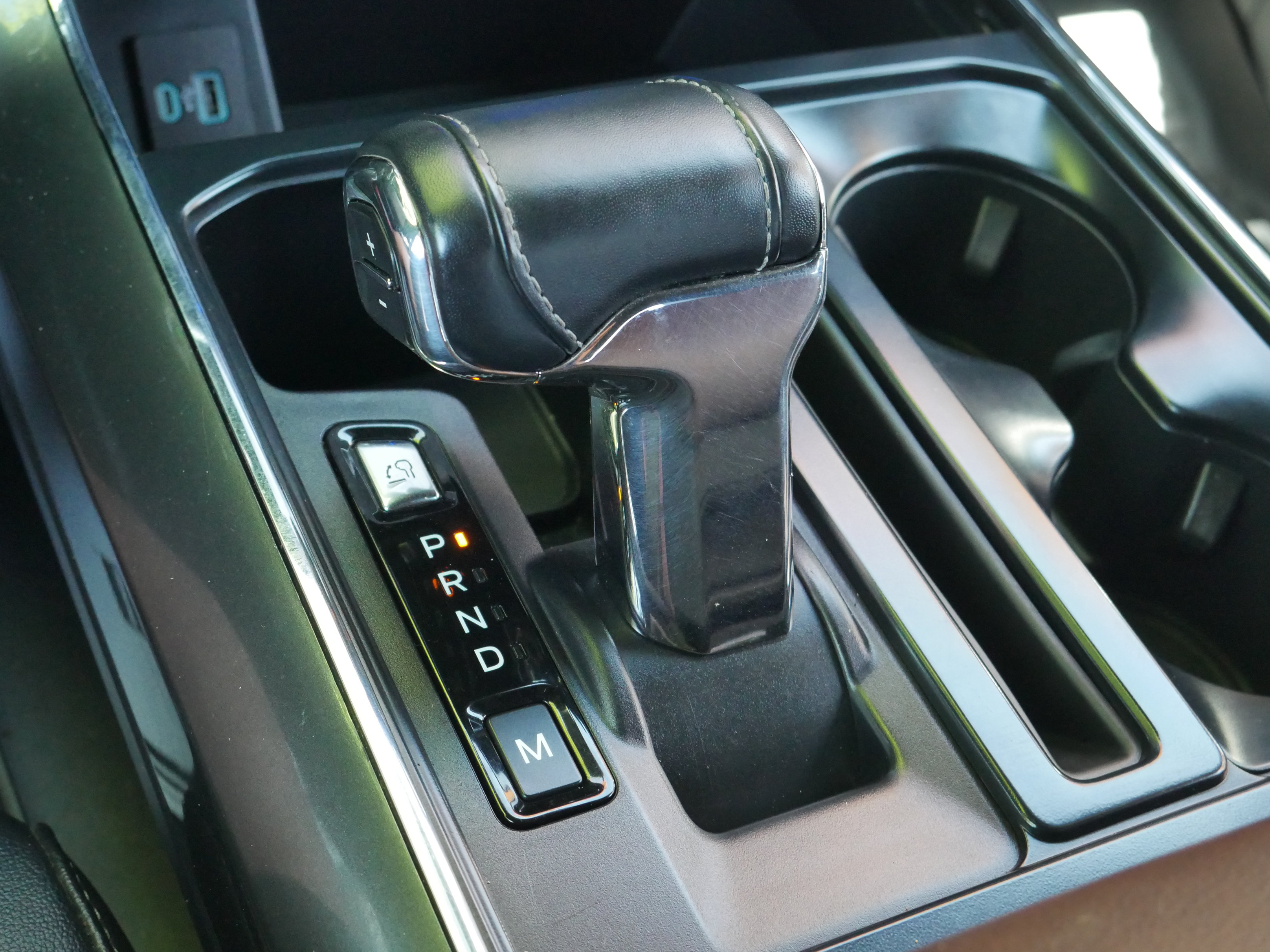 Used 2023 Ford F150 Lariat w/ FX4 Off-Road Package AWD/4WD image 16