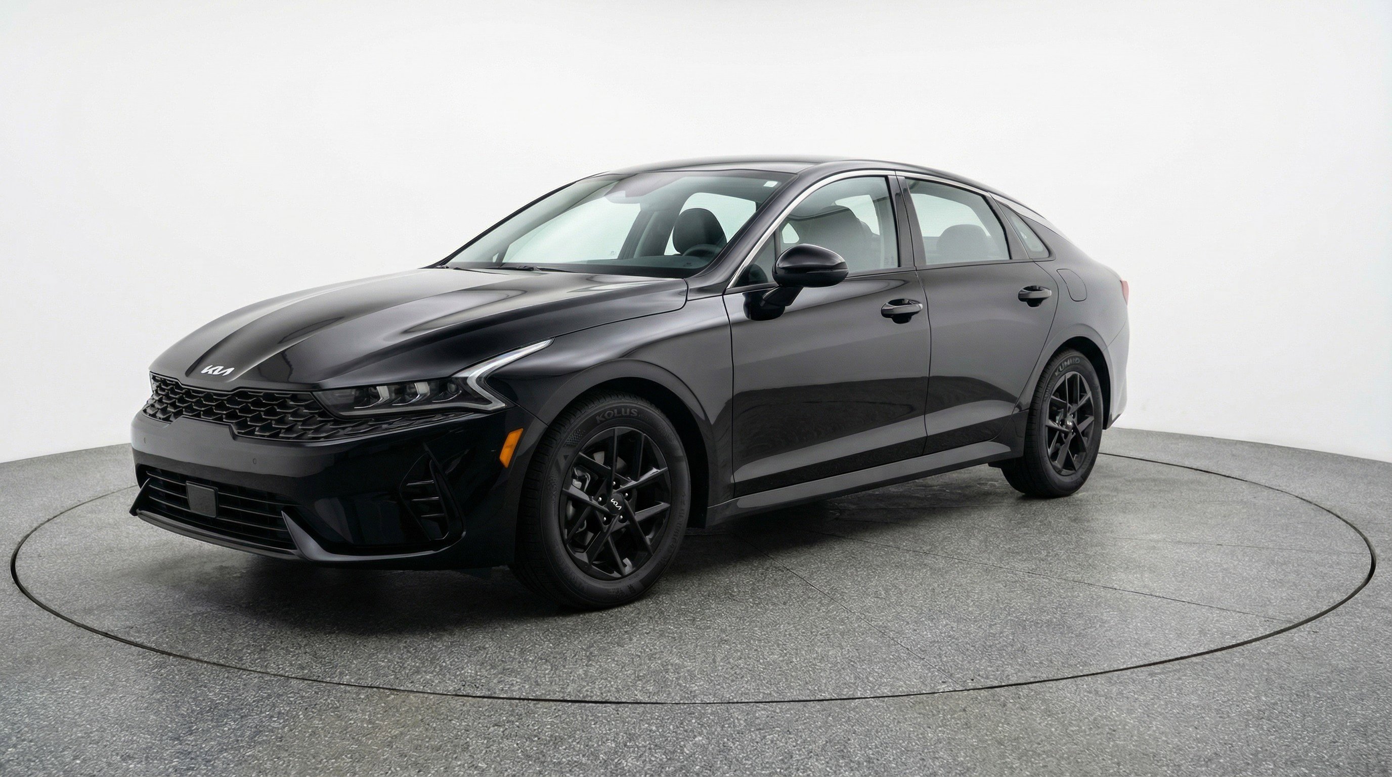 Used 2025 Kia K5 LXS image 3