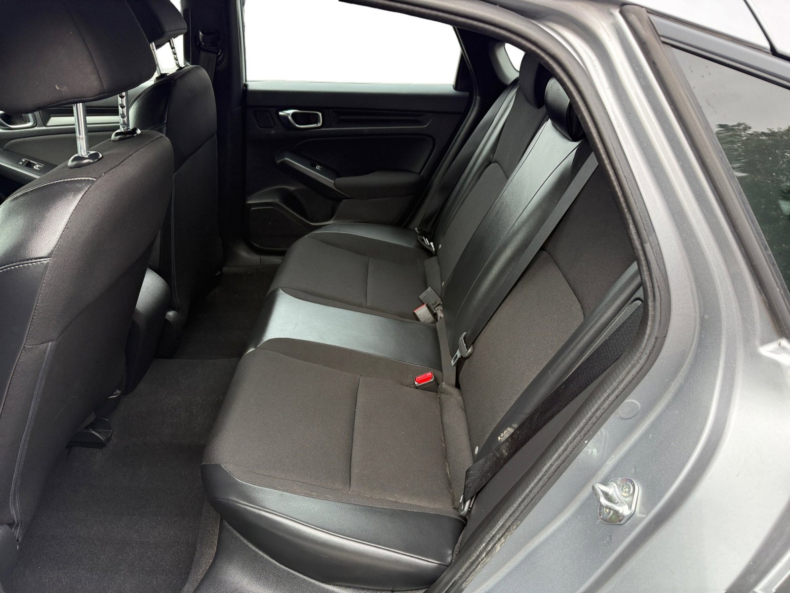 Used 2023 Honda Civic Sport image 16