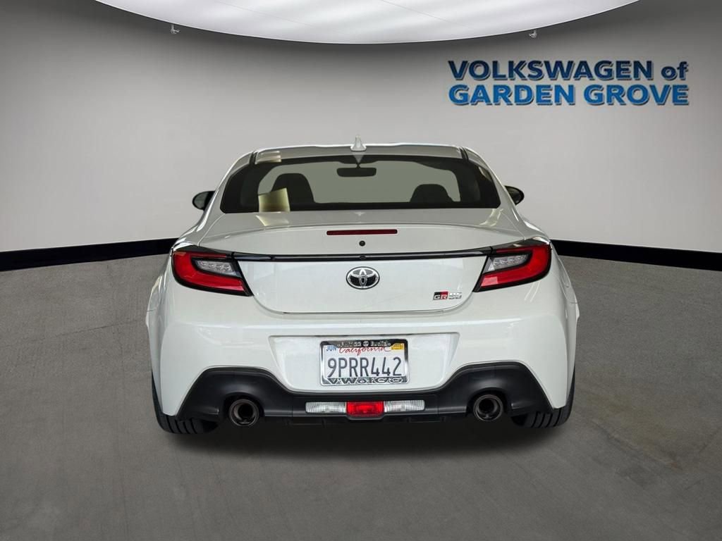 Used 2022 Toyota GR86 w/ ALL Weather Mat Package (TMS) image 6
