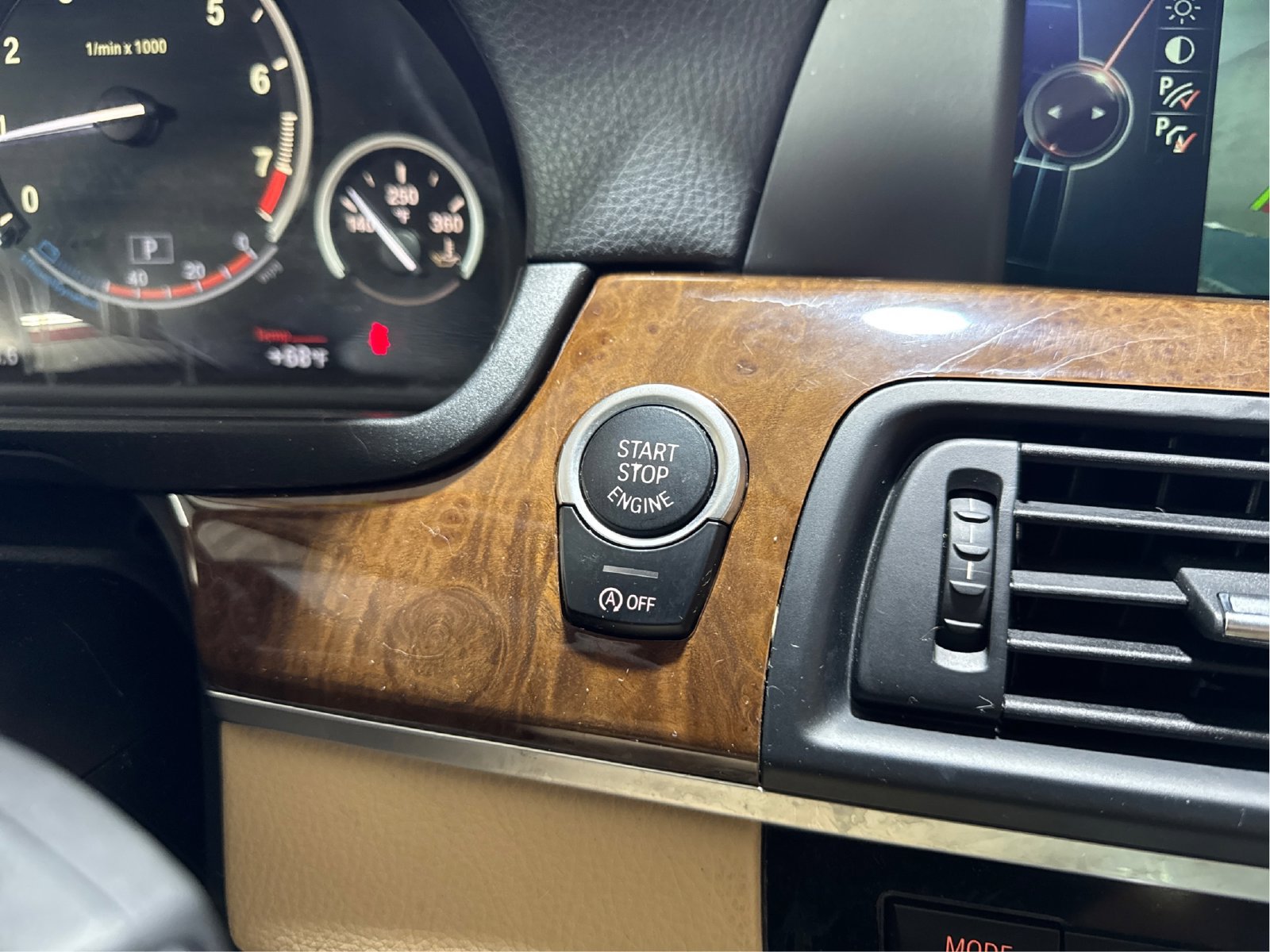 Used 2013 BMW 535i Sedan RWD image 31