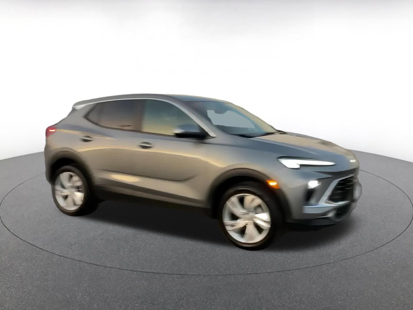 Used 2025 Buick Encore GX Preferred image 2