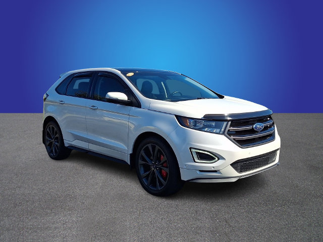 Used 2015 Ford Edge Sport w/ Equipment Group 401A FWD image 3