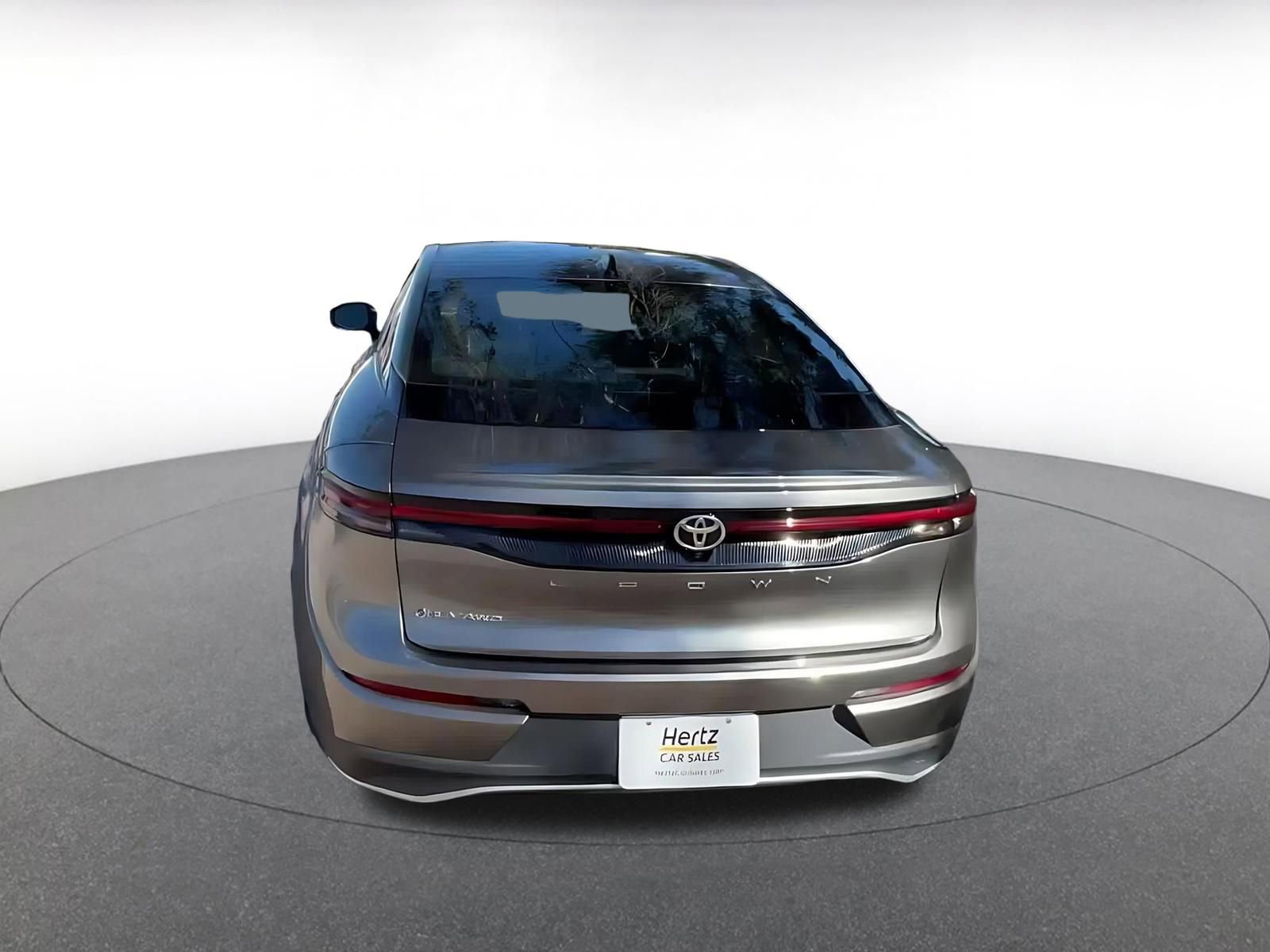 Used 2025 Toyota Crown XLE image 12