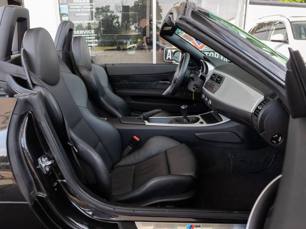 Used 2006 BMW M Roadster RWD image 25