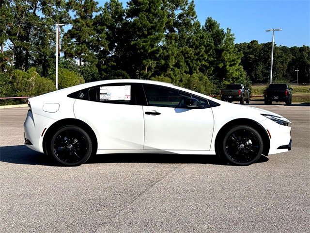 New 2026 Toyota Prius Plug-In Hybrid image 9