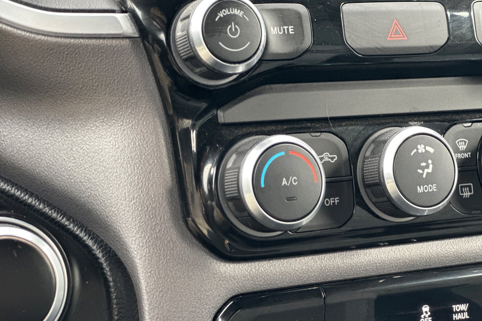 Used 2022 RAM 1500 Big Horn image 28