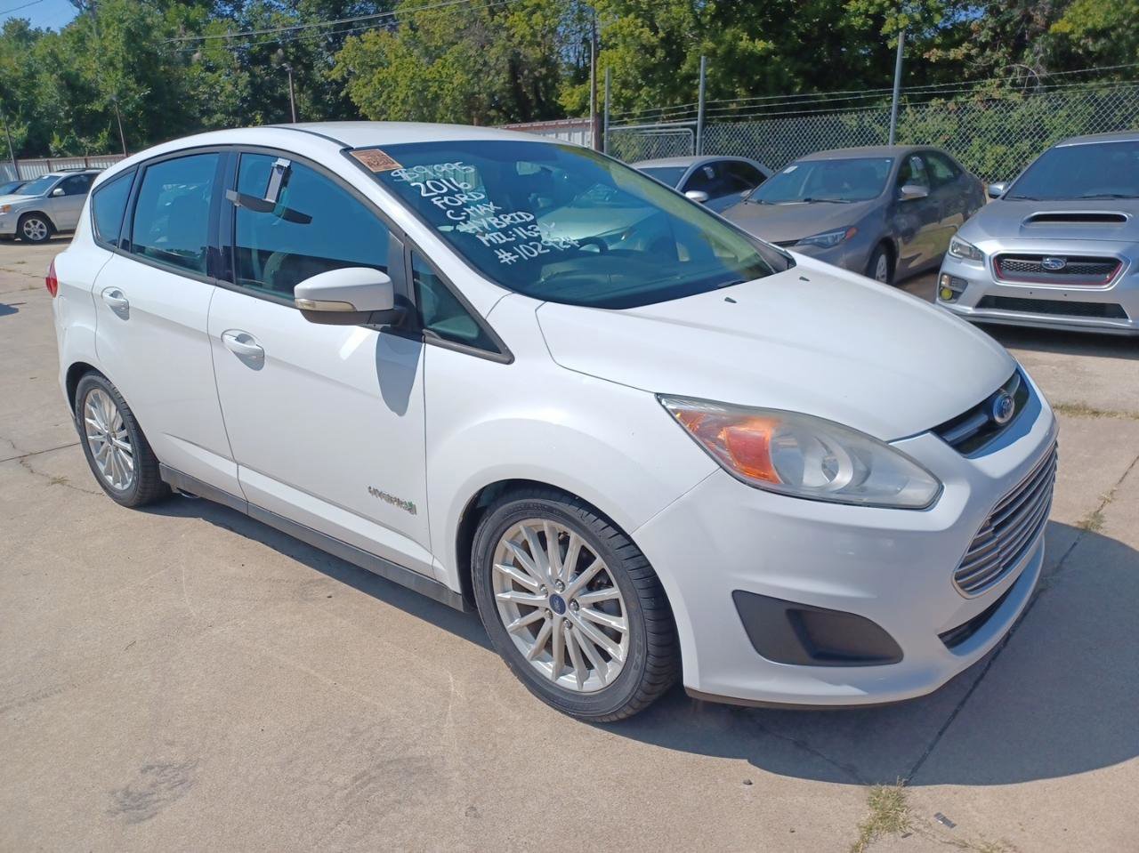Used 2016 Ford C-MAX SE w/ Equipment Group 202A image 3