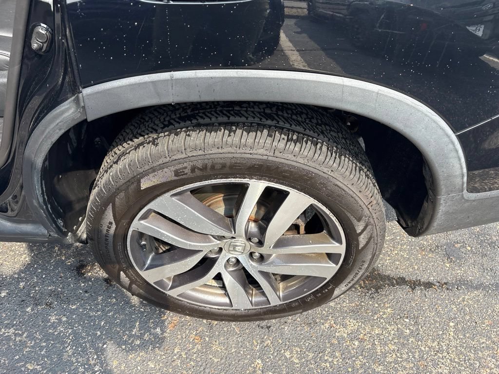 Used 2018 Honda Pilot Touring image 6