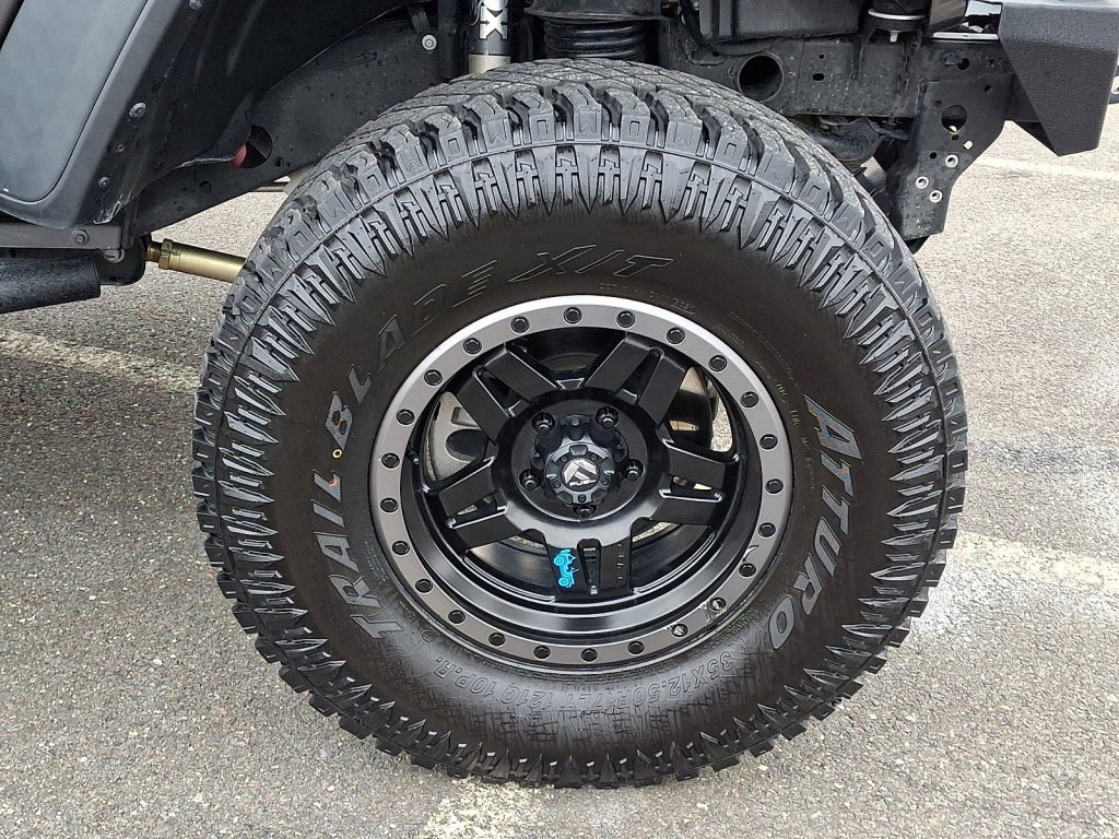 Used 2022 Jeep Wrangler Unlimited Rubicon 4xe w/ Cold Weather Group image 9