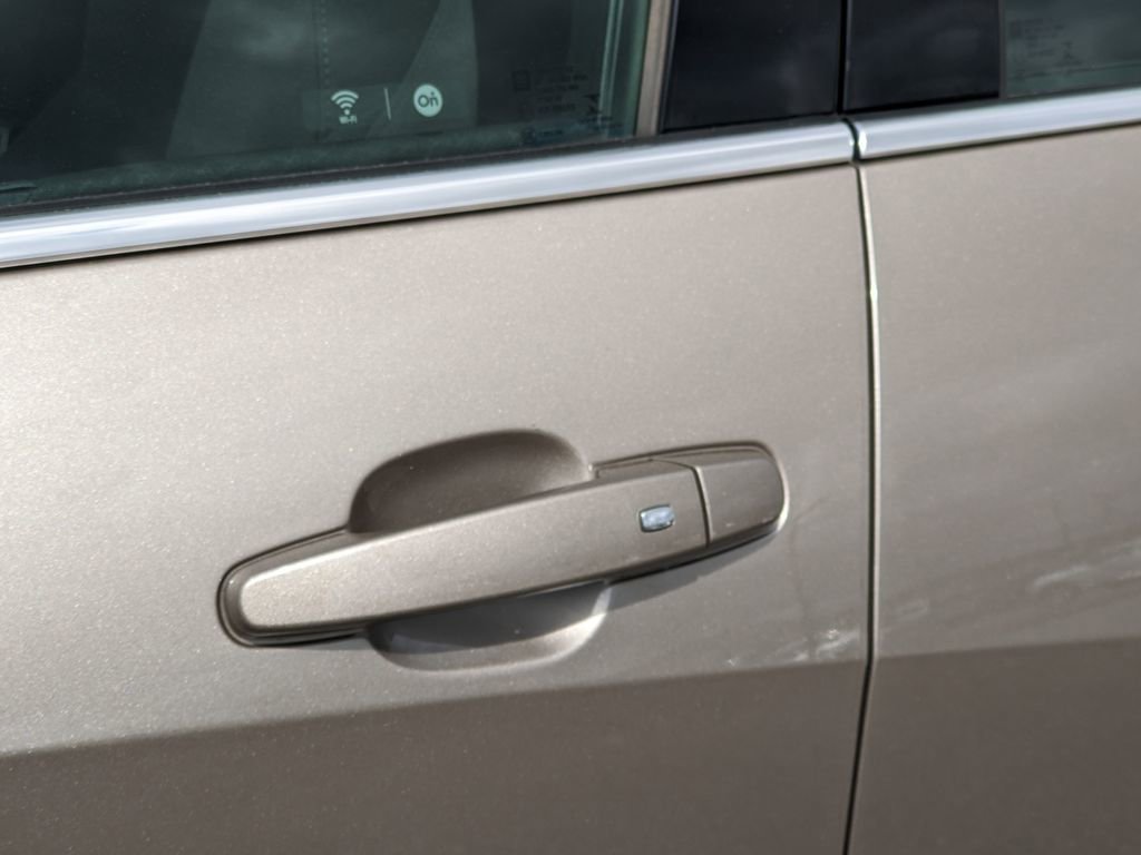 Used 2025 Chevrolet Malibu LT image 21