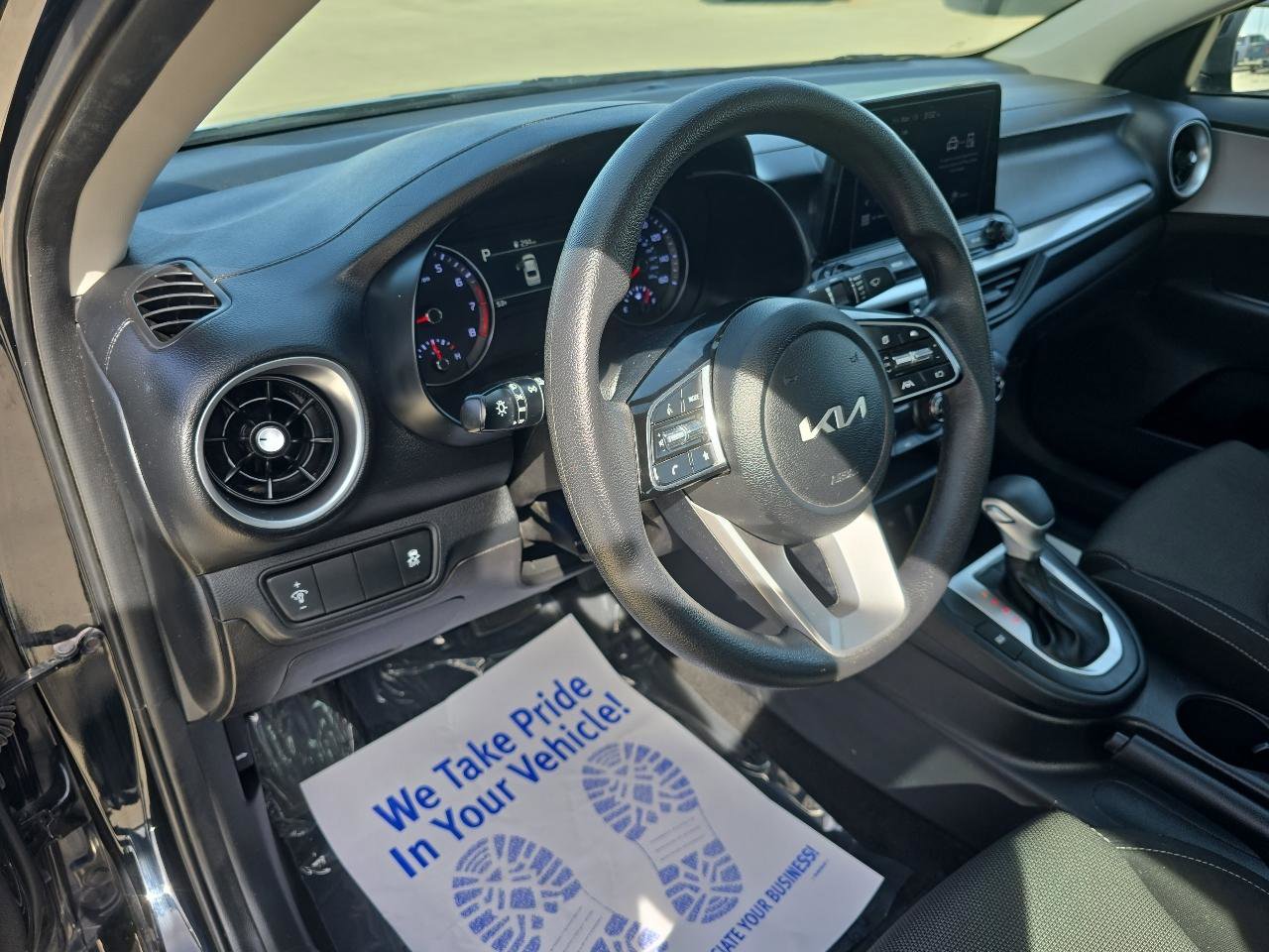 Used 2024 Kia Forte LXS image 18
