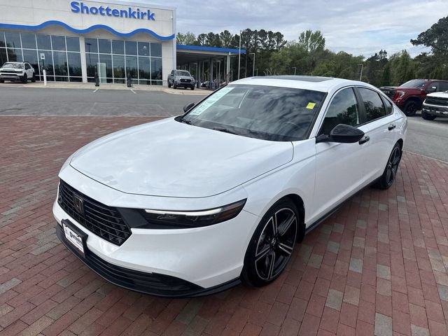 Used 2024 Honda Accord Sport image 32