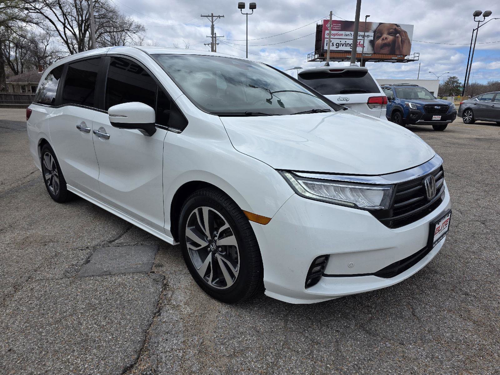 Used 2022 Honda Odyssey Touring image 4