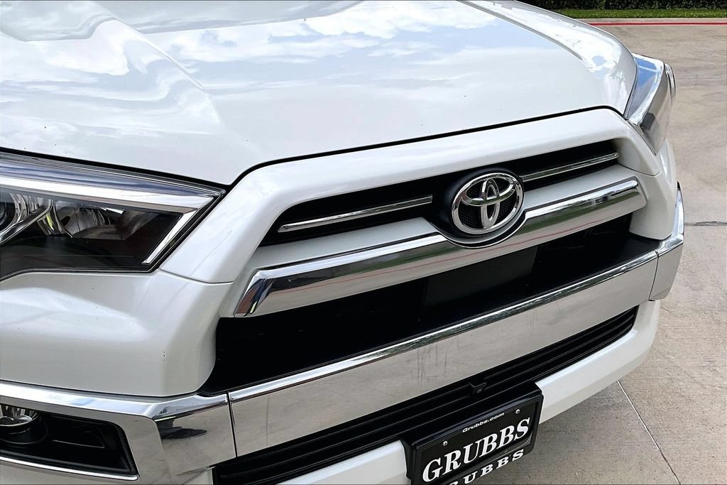 Used 2022 Toyota 4Runner Limited AWD/4WD image 40