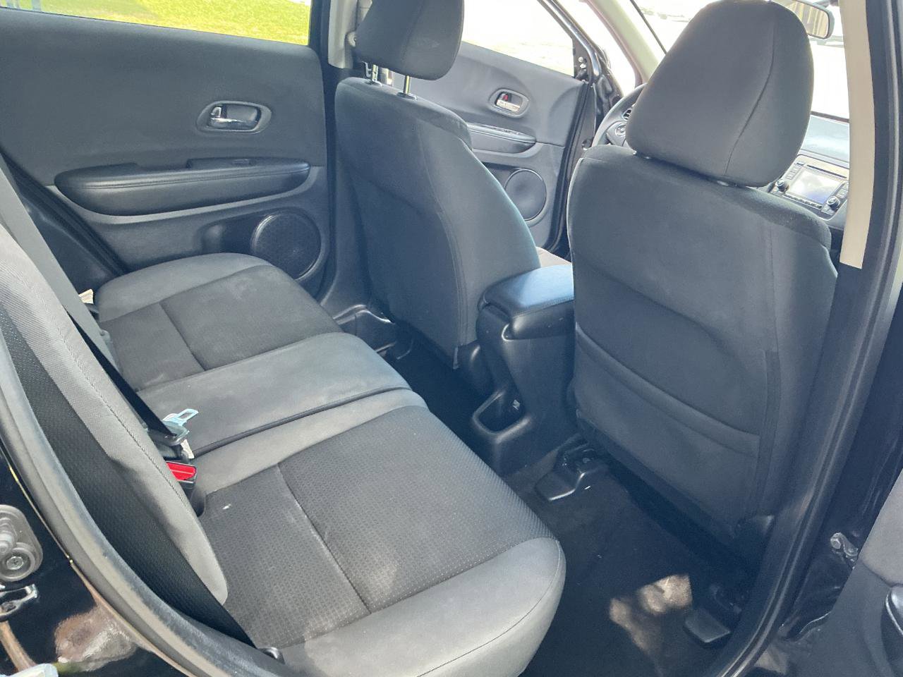 Used 2021 Honda HR-V LX image 18