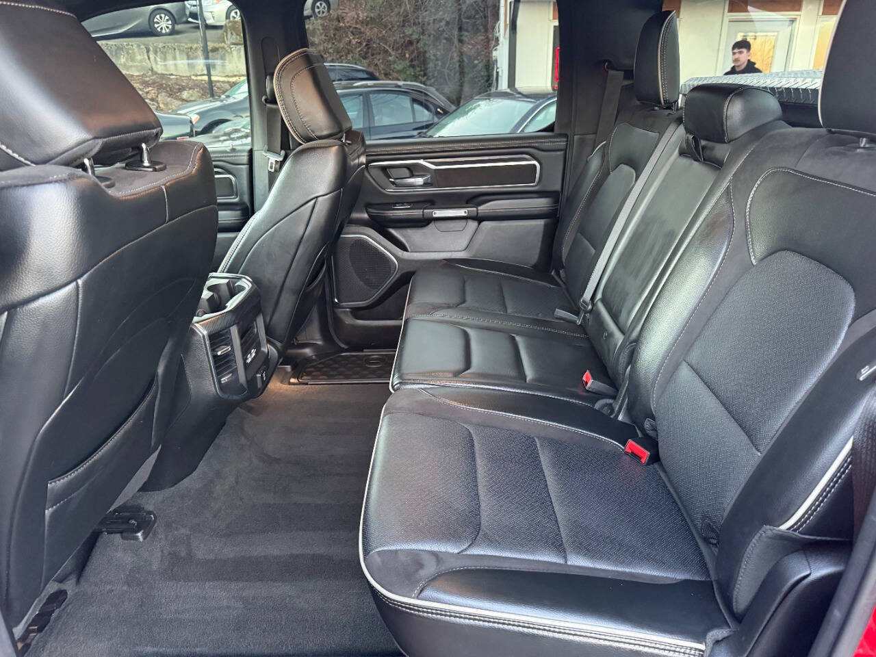 Used 2024 RAM 1500 Laramie image 27