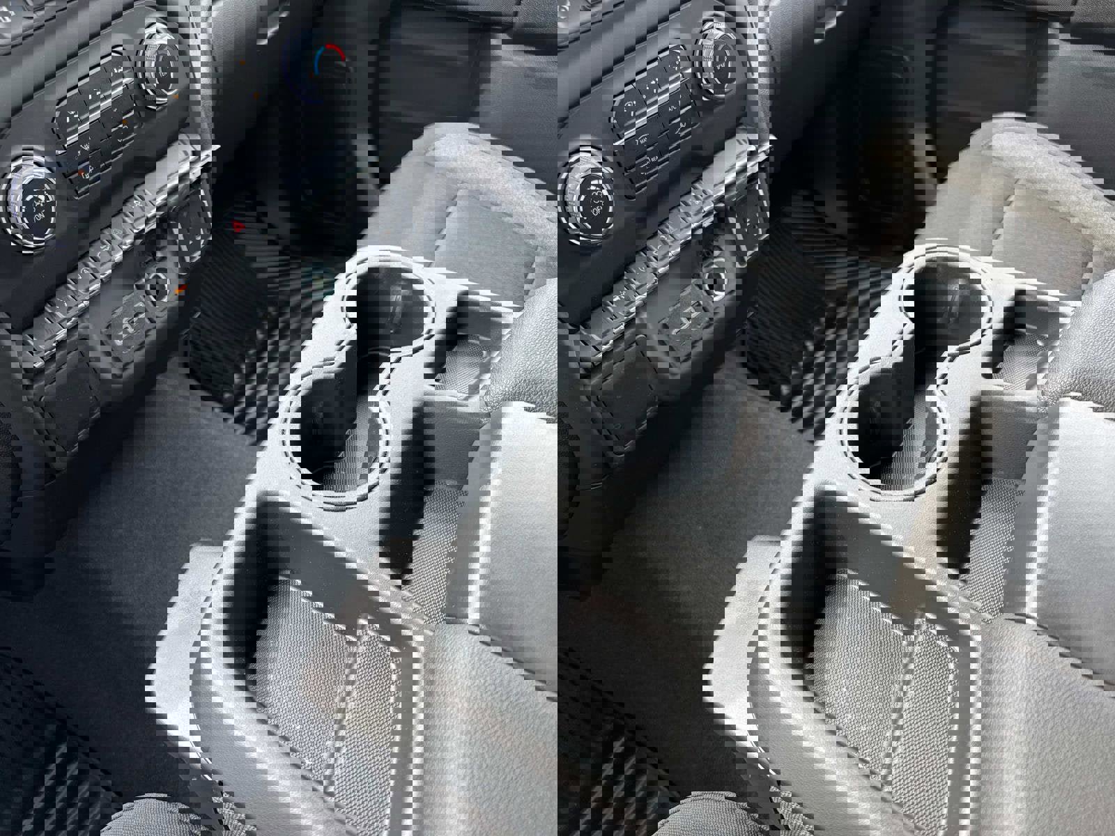 Used 2025 Chevrolet Silverado 1500 Custom image 20