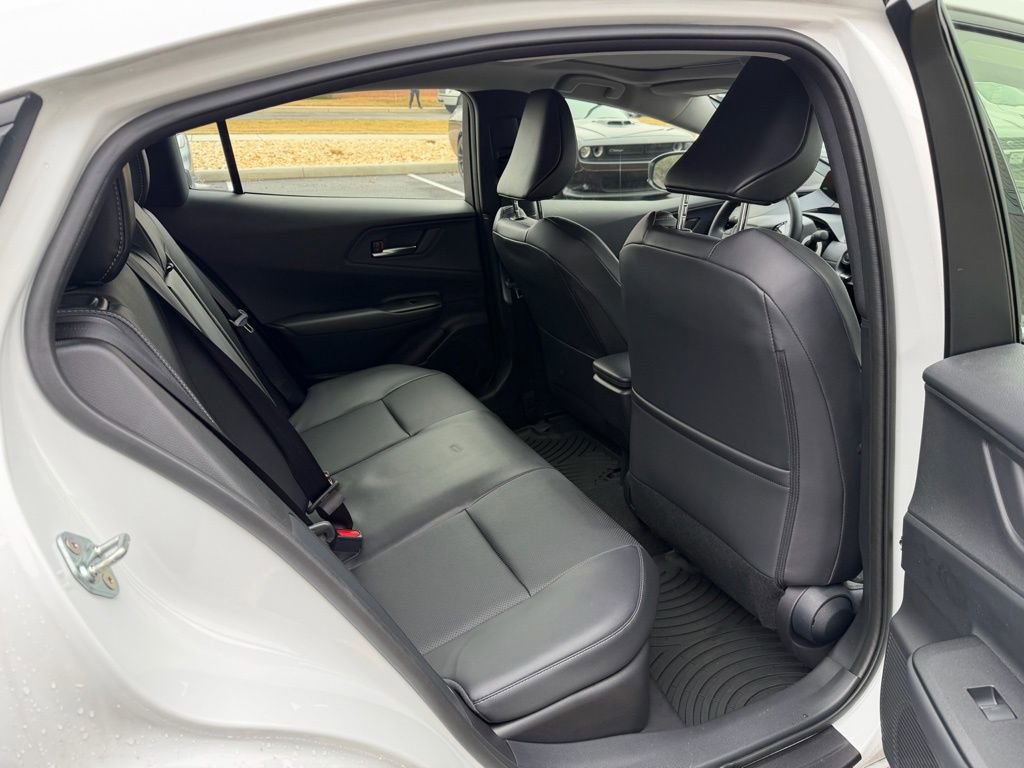 Used 2025 Toyota Prius AWD image 16