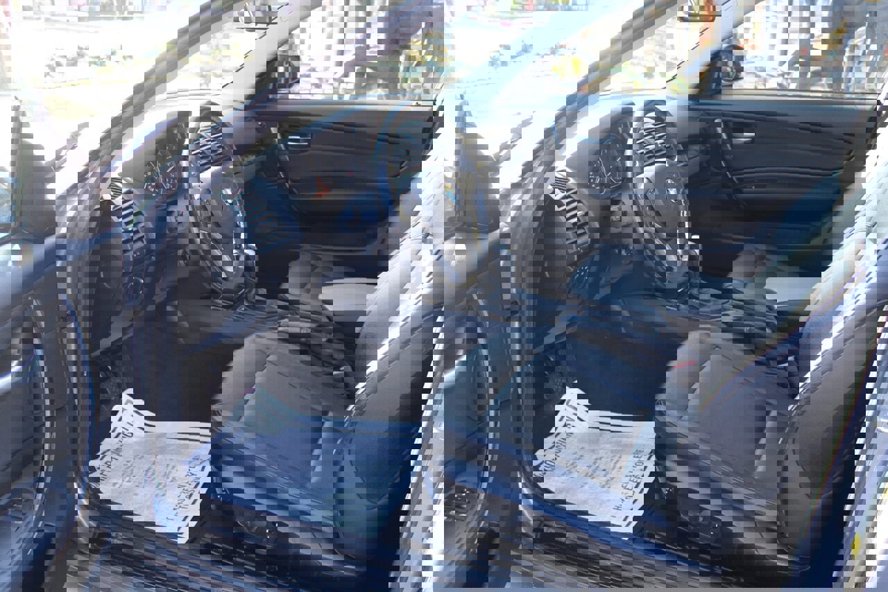 Used 2009 BMW 128i 128i image 8