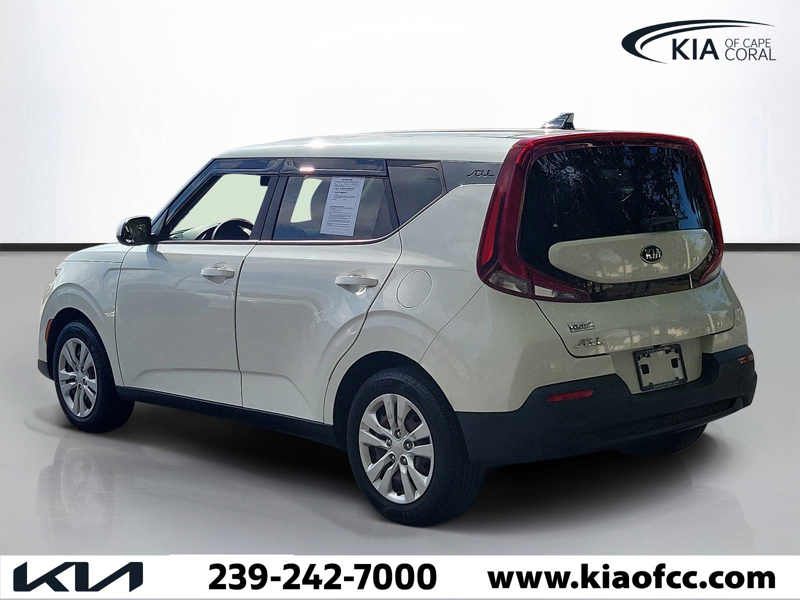 Used 2020 Kia Soul LX FWD image 4