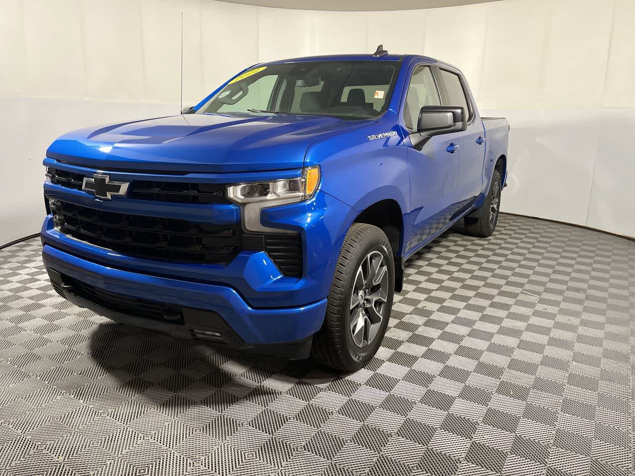 Used 2022 Chevrolet Silverado 1500 RST w/ Protection Package AWD/4WD image 4
