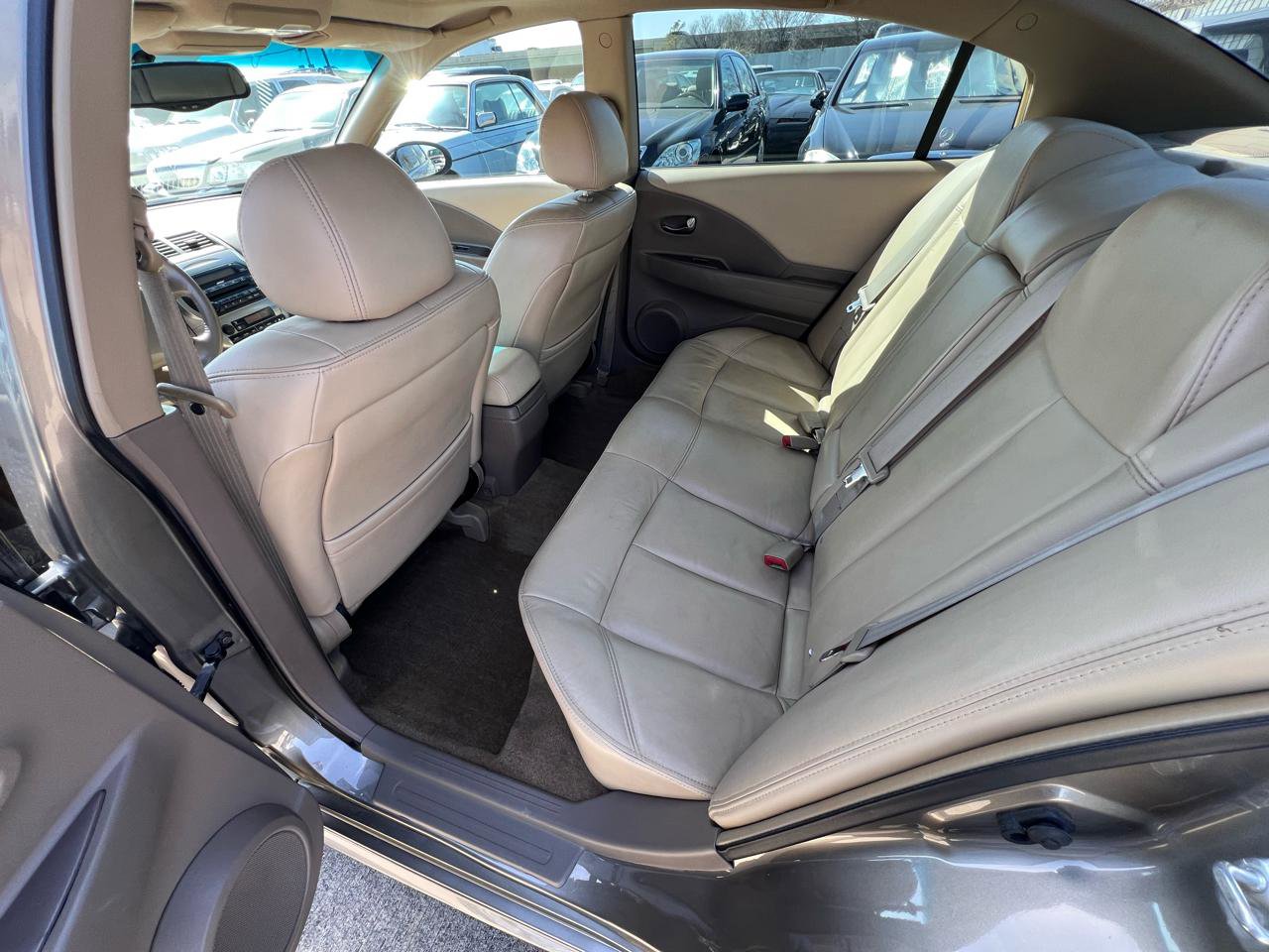 Used 2003 Nissan Altima 3.5 SE FWD image 24