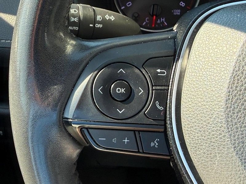 Used 2020 Toyota RAV4 XLE Premium AWD/4WD image 20