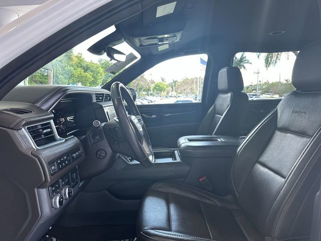 Used 2022 GMC Yukon XL Denali w/ Advanced Technology Package AWD/4WD image 23