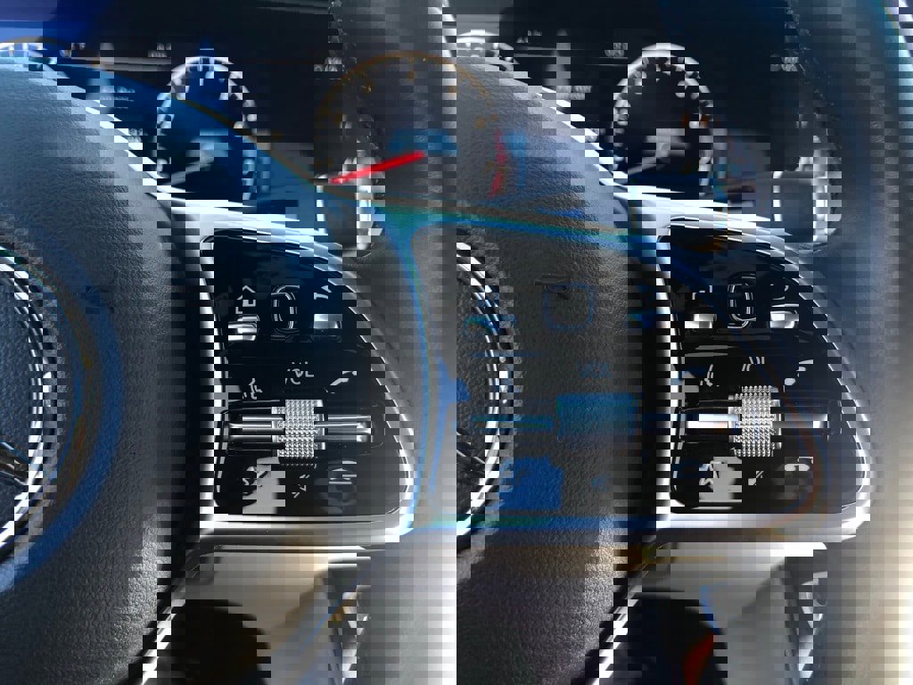 Certified 2020 Mercedes-Benz E 450 4MATIC Sedan image 23