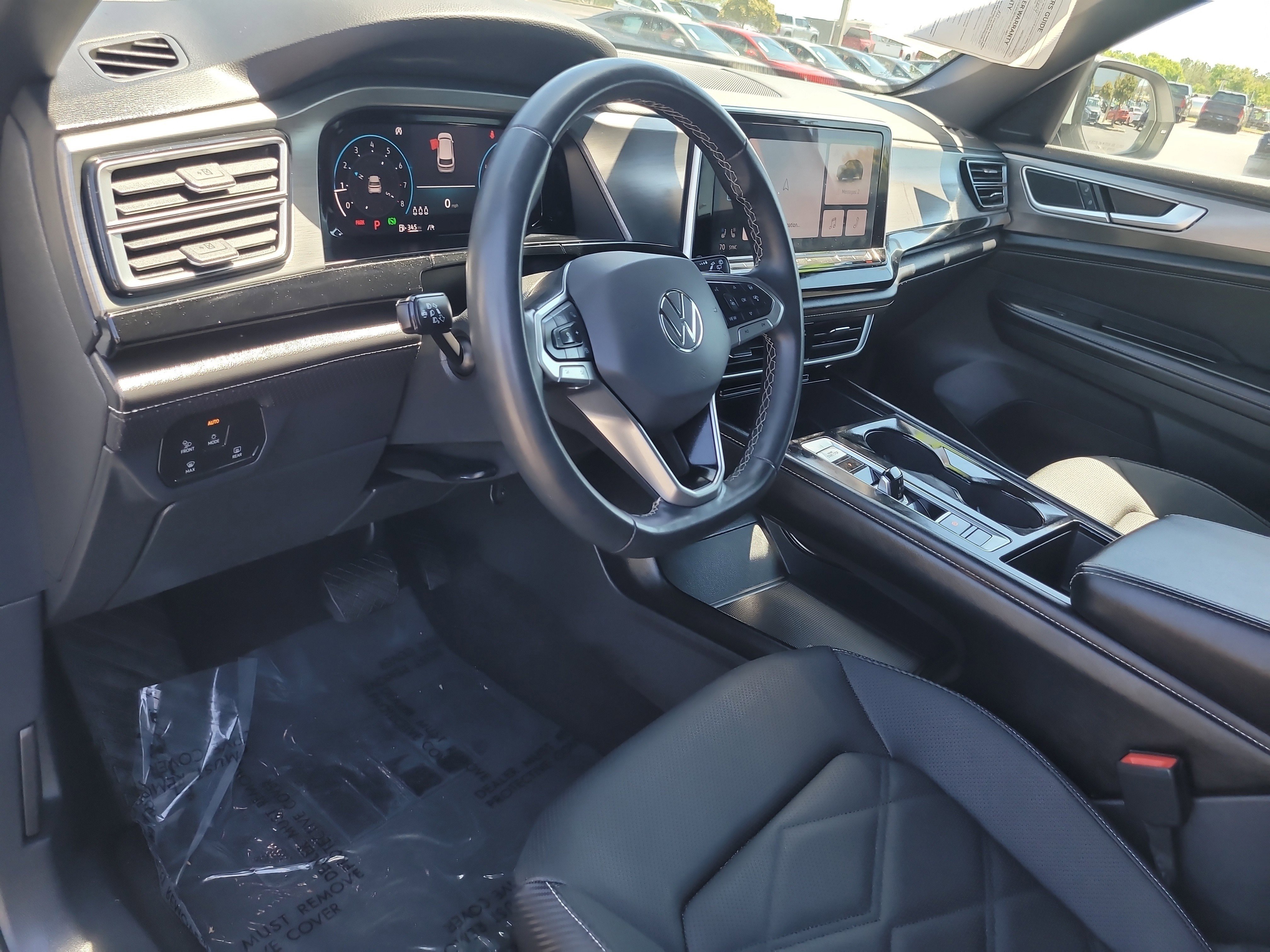 Used 2024 Volkswagen Atlas Cross Sport SE image 22