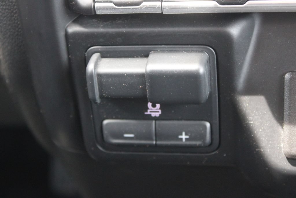 Used 2023 Chevrolet Silverado 2500 LT AWD/4WD image 41