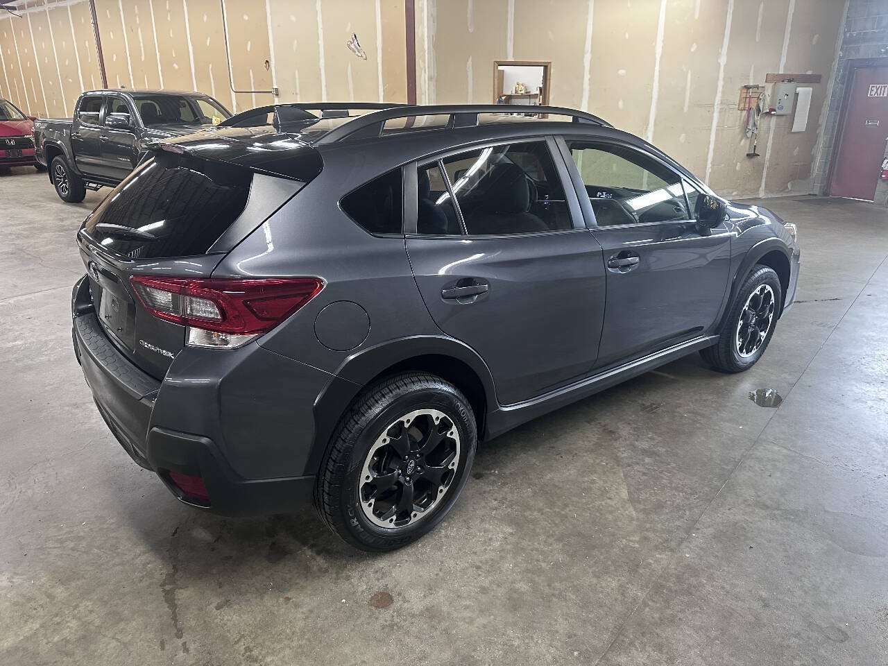 Used 2021 Subaru Crosstrek 2.0i Premium w/ Moonroof Package AWD/4WD image 3