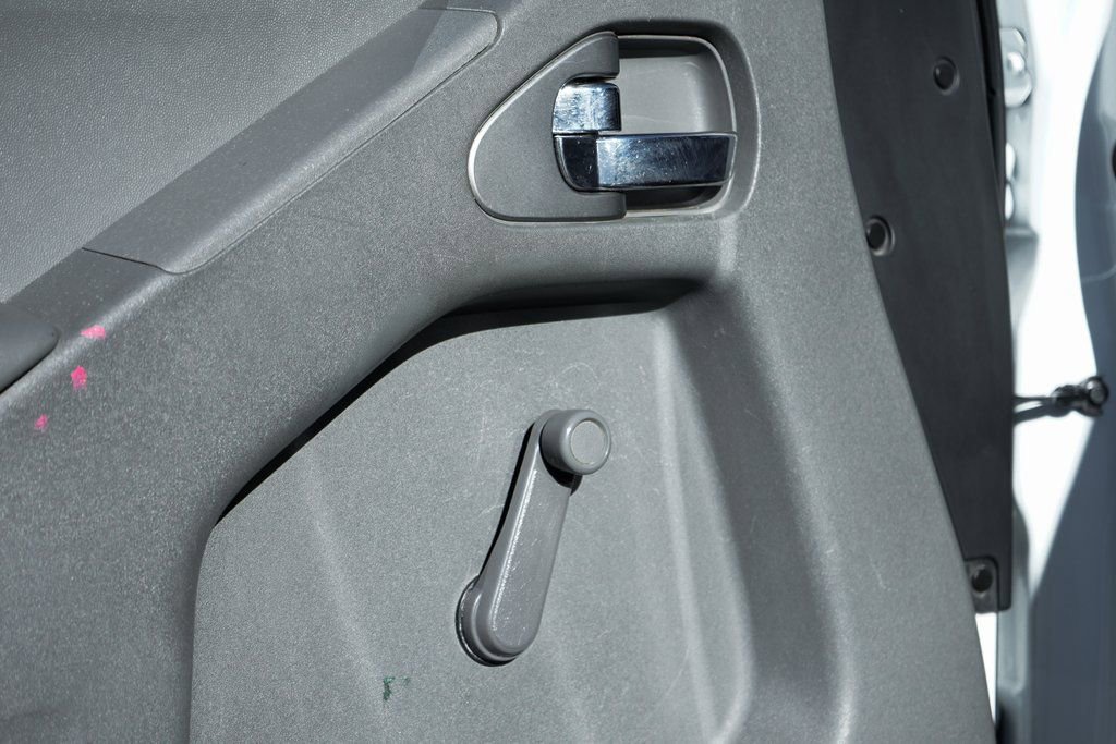 Used 2016 Nissan Frontier S image 15